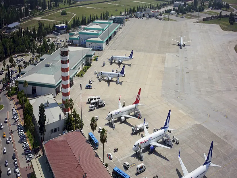 Adana Şakirpaşa Havalimanı havadan görünümü