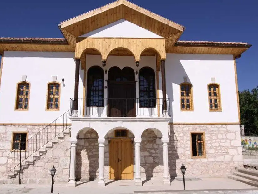 Akdağmadeni Eski Askerlik Şubesi restorasyon sonrası görünümü