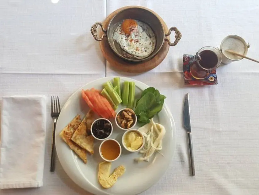Amedros Cafe & Restaurant / Fatih