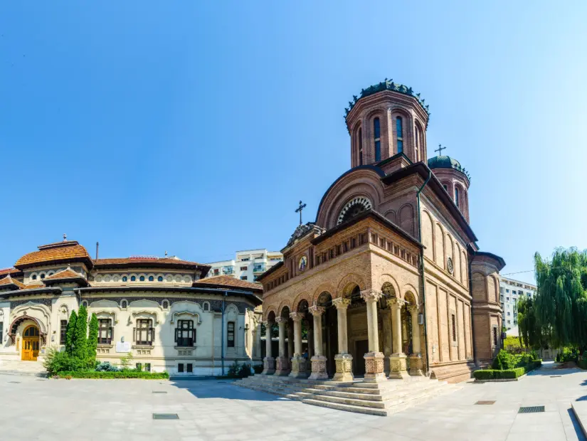 Romanya'nın başkenti Bükreş'teki Antim Manastırı'nın görünümü