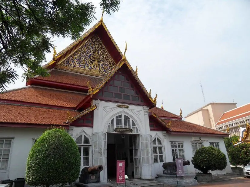 bangkok ulusal müzesi dış görünüm