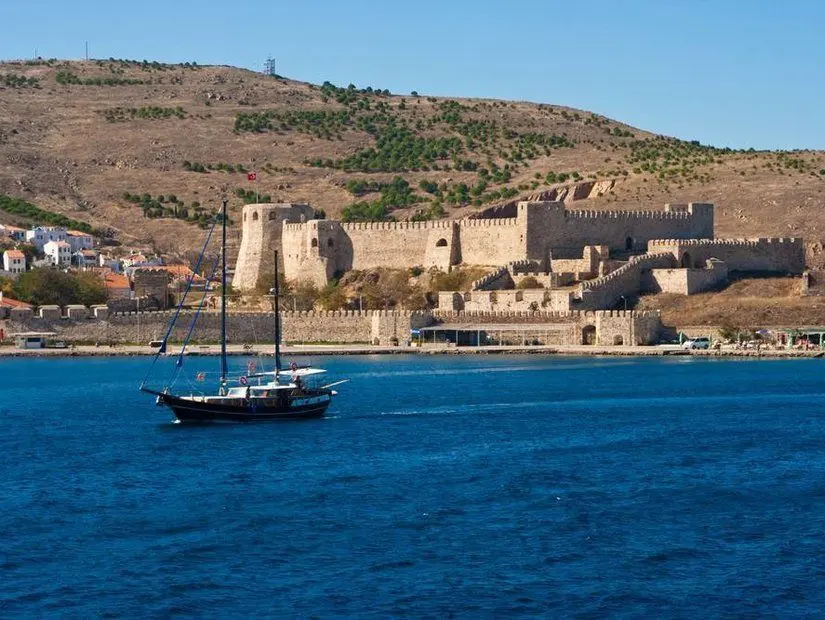 Bozcaada, Türkiye'nin Osmanlı dönemi kalesi görünümü