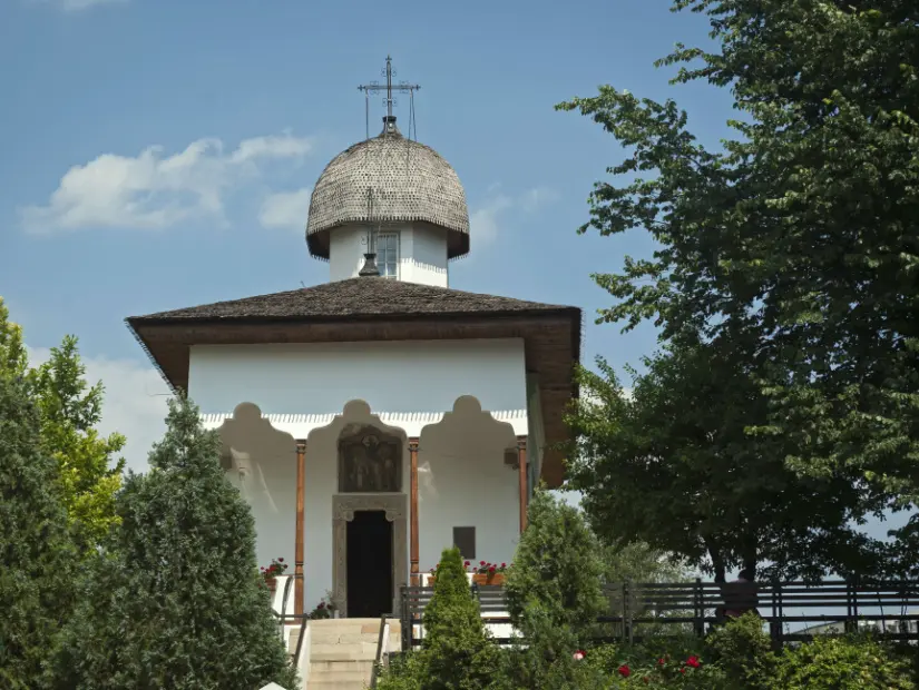 Romanya'nın Bükreş kentindeki en eski kilise  Bucur Kilisesi
