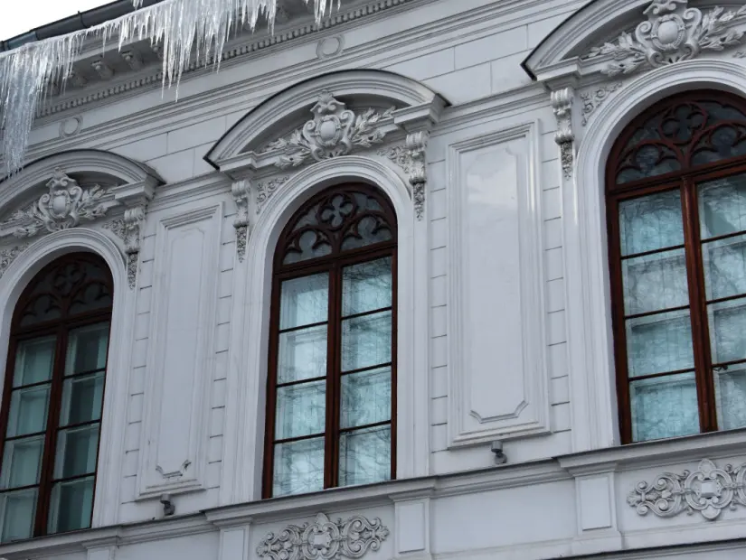 Bükreş Belediye Müzesi Pencereleri (Muzeul Municipiului Bucuresti) Bükreş, Romanya