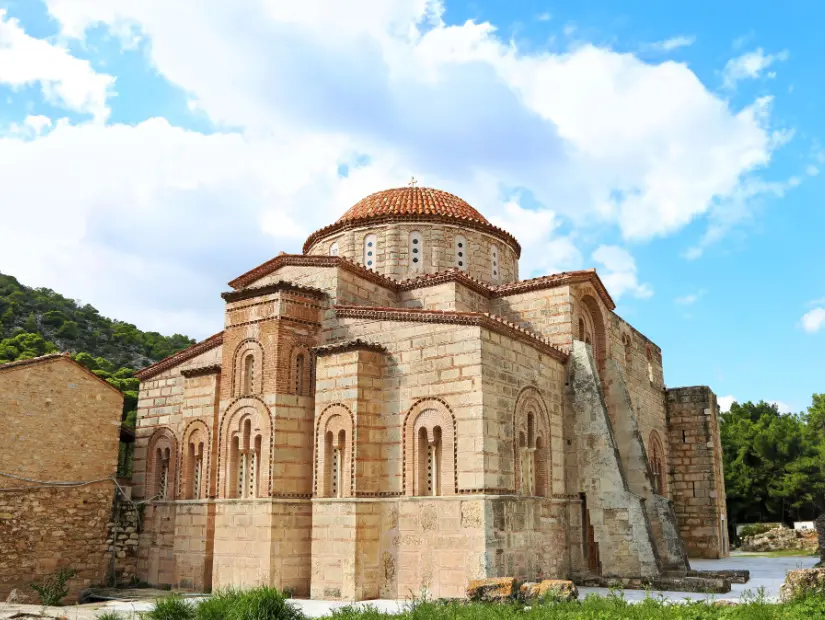 Atina Yunanistan'daki eski Daphni manastırı 