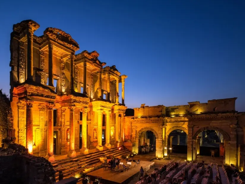 Efes'teki Celsus Kütüphanesi, Türkiye