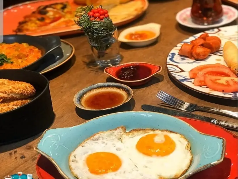 Faik Pasha Cafe Çukurcuma / Beyoğlu