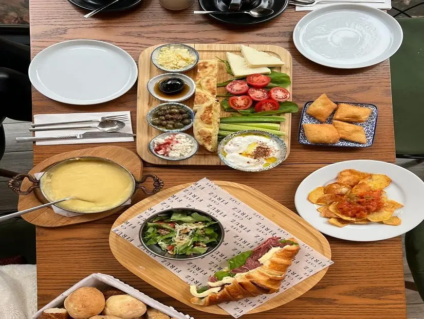 Firuz Cafe / Beyoğlu
