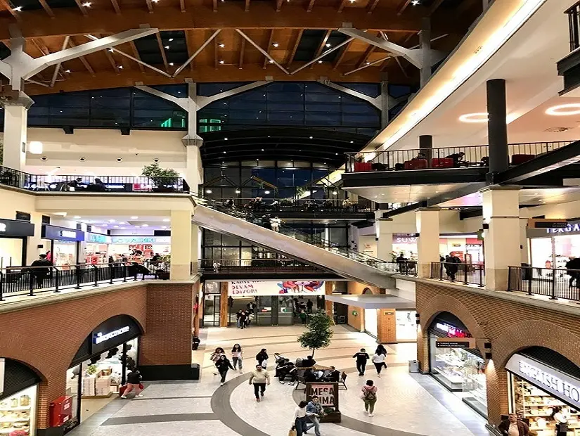 Forum Mersin Alışveriş Merkezi iç bölümlerinden biri