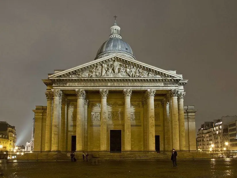 eski bir kilise olan Pantheon
