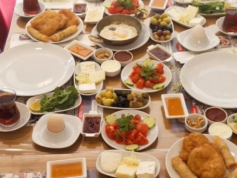Gördes Yörük Kahvaltısı / Karşıyaka