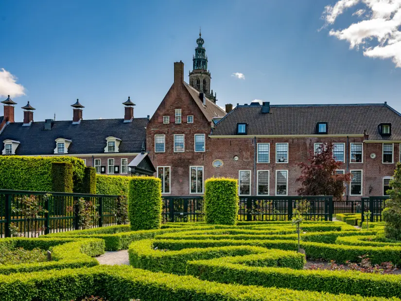 Hollanda'nın Groningen şehrindeki turistik popüler nokta prens bahçesi görünüm