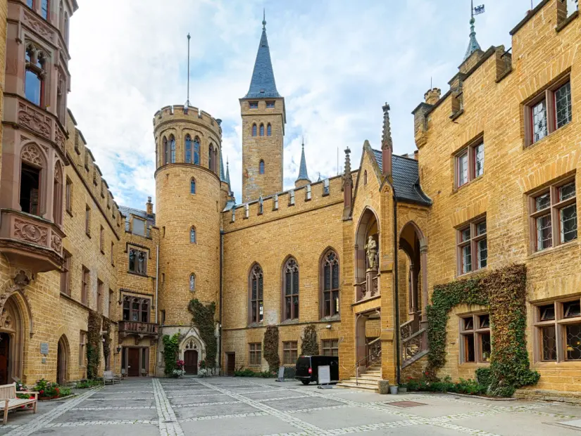 hohenzollern-kalesi-stuttgart