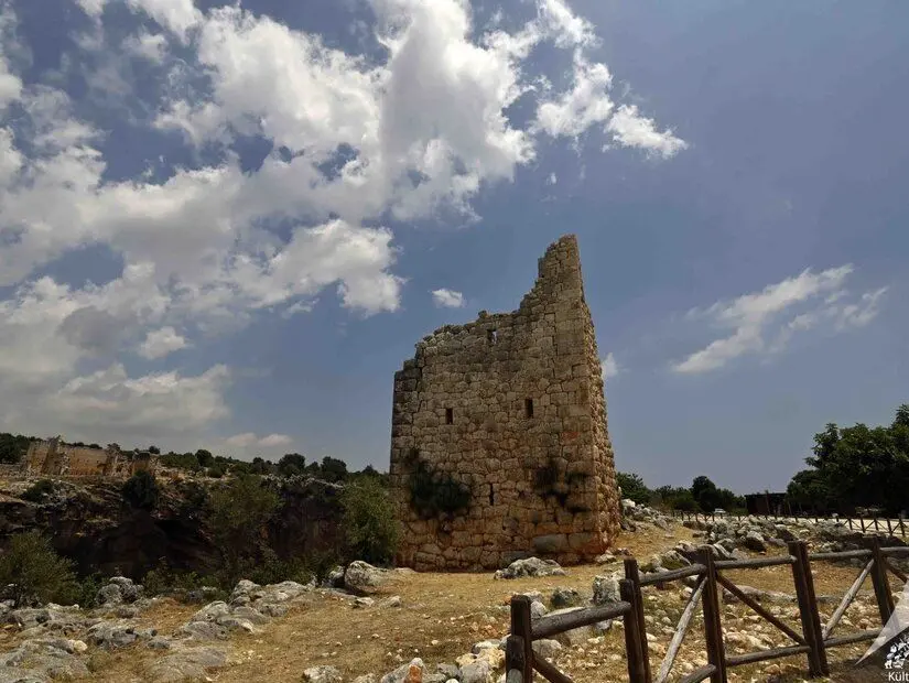 Kanlı Divane’nin tek Helenistik Dönem yapısı Helenistik Kule
