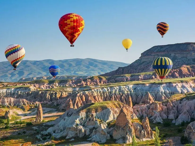 Kapadokya'nın en büyük turistik cazibesi balon uçuşu