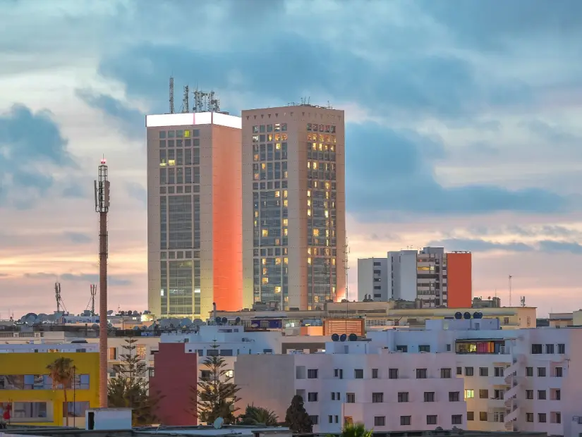 Kazablanka, Fas - Gökyüzüne karşı Sunset Twin merkez binası