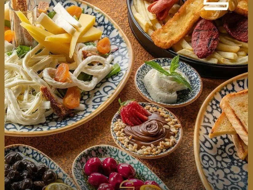 Kfron Restaurant / Levent