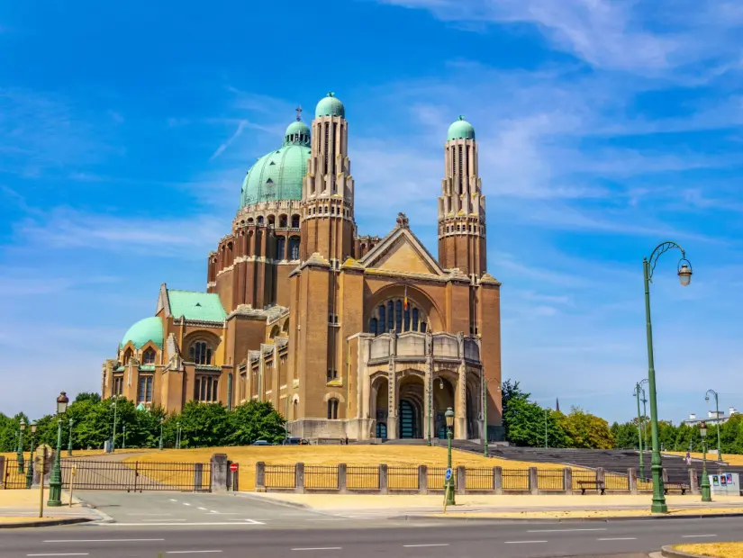 Brüksel, Belçika'daki Koekelberg'in kutsal kalbinin ulusal bazilikası