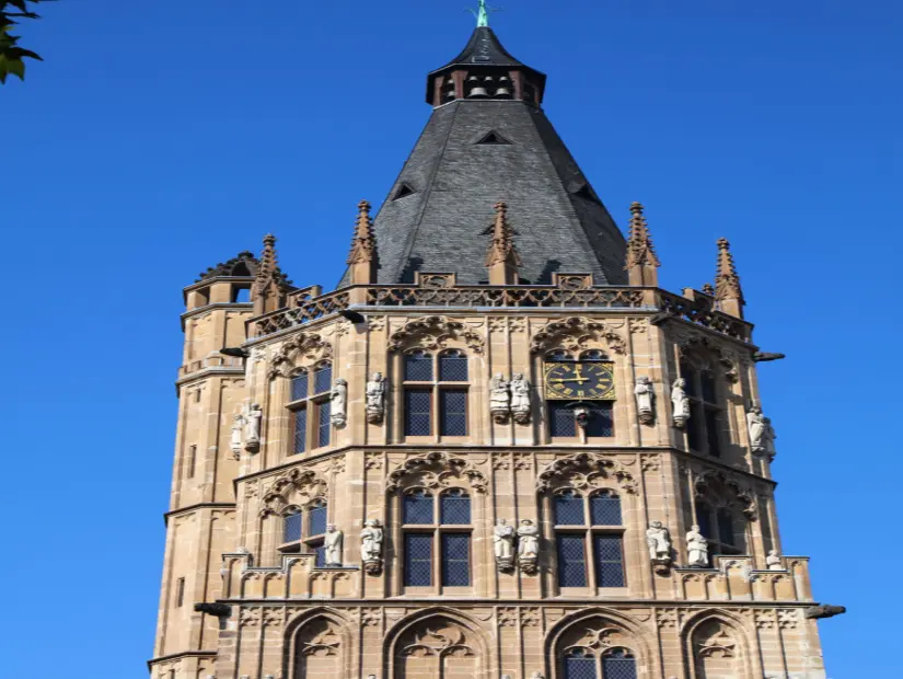 Köln Belediye Binası, Almanya. Ortaçağ Belediye Binası (Rathaus).