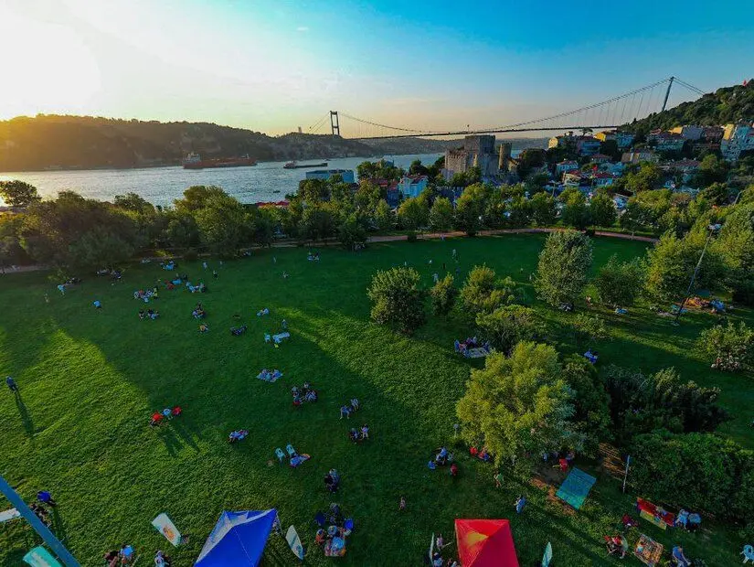 Küçüksu Çayırı Piknik Alanı gün batımı havadan görünümü