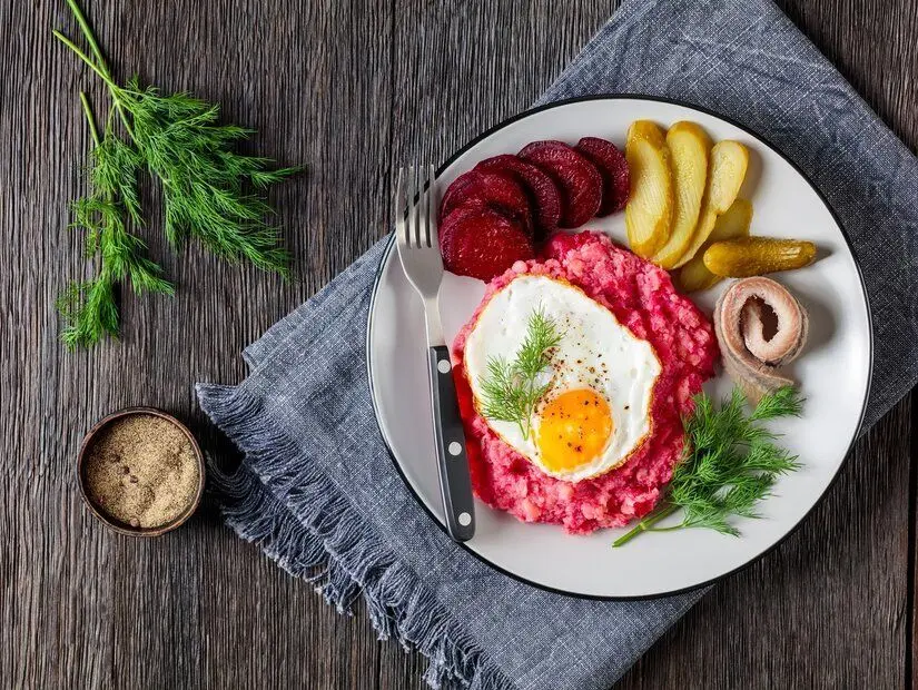 Labskaus (Geleneksel denizci yemeği)