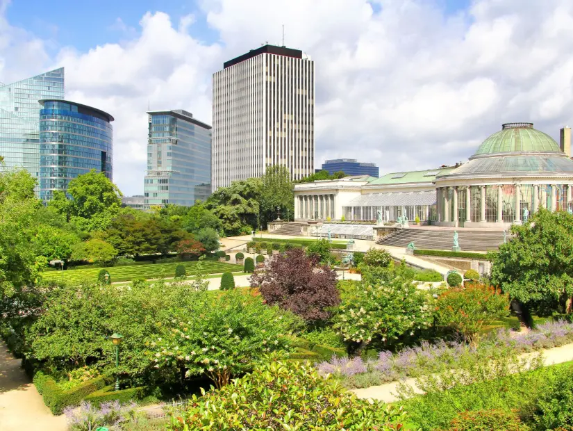 Jardin Botanique ve Brüksel, Belçika'daki modern gökdelenler
