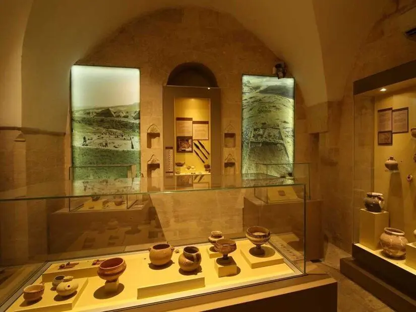 Mardin Arkeoloji ve Etnografya Müzesi iç görünümü