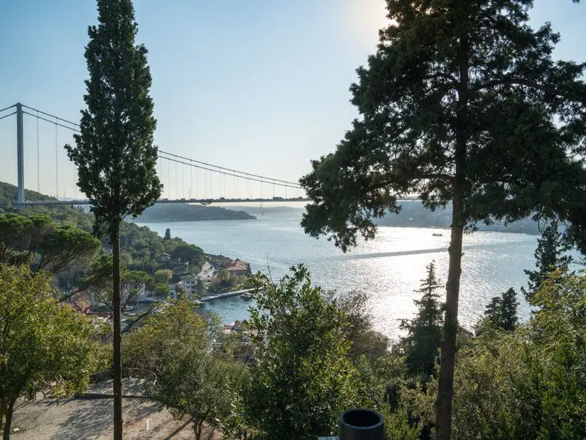 Mihrabat Piknik Alanı boğaz manzarası