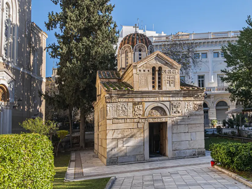 Panagia Gorgoepikoos veya Agios Eleftherios Kilisesi dış görünümü
