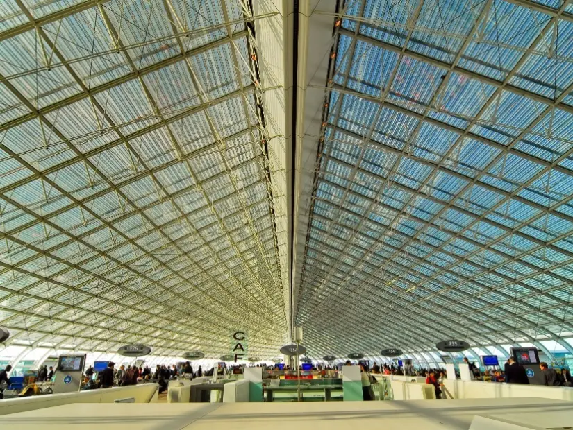 Paris Charles de Gaulle Havalimanı / Fransa