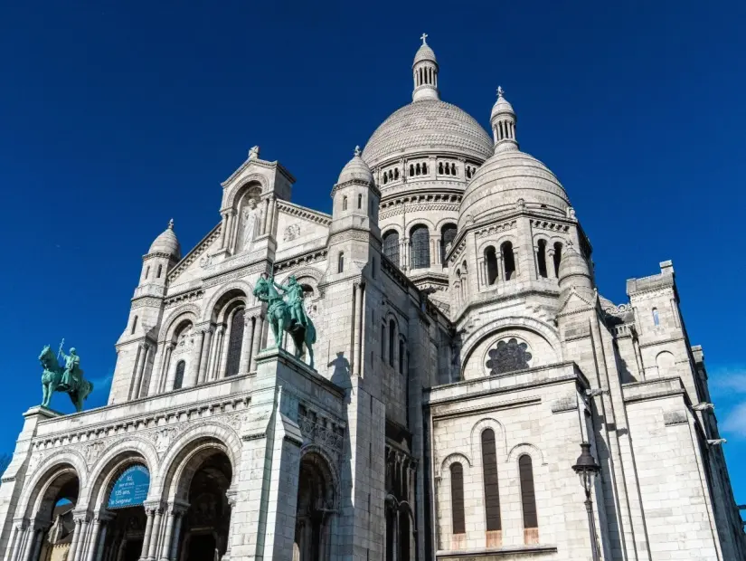 Paris'in Kutsal Kalbi Bazilikası - Paris