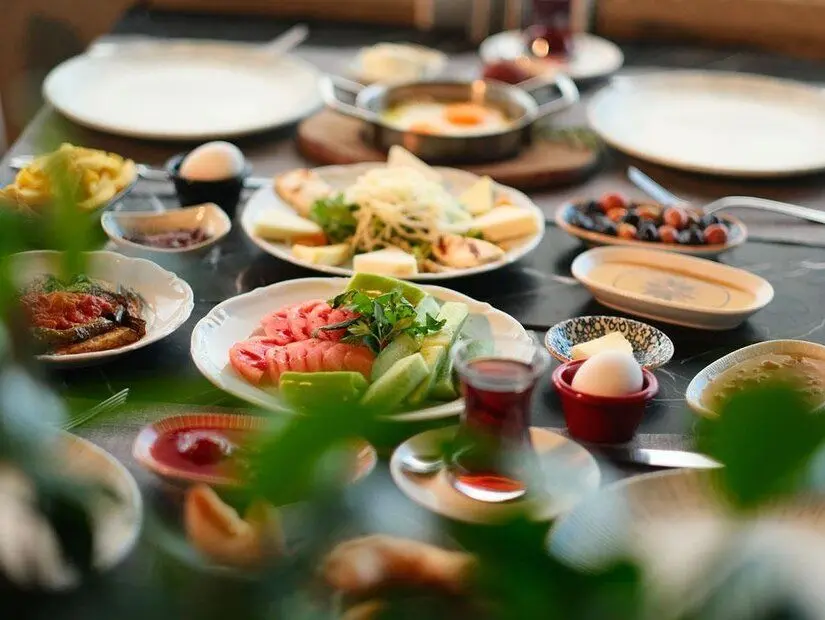 Pier Rıhtım Brasserie / Konak
