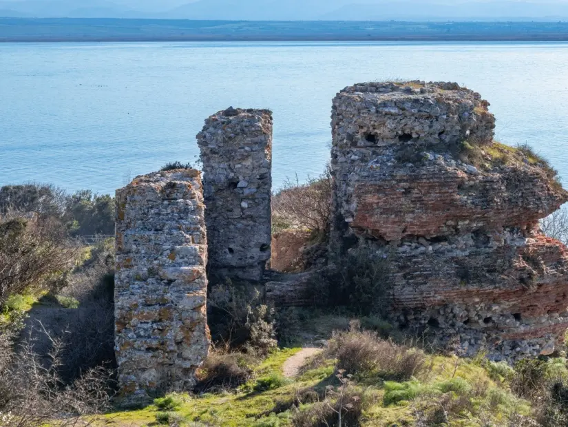 Parios antik kentinin kalıntıları.