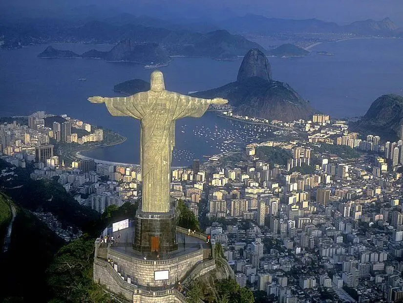 İsa'nın havadan görünümü, Rio de Janeiro