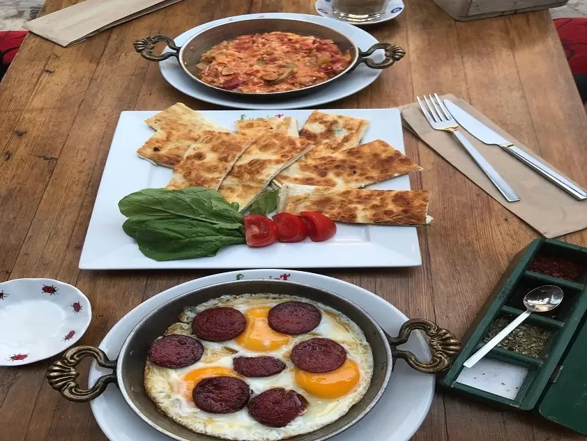 Rumist Cafe & Restaurant / Fatih