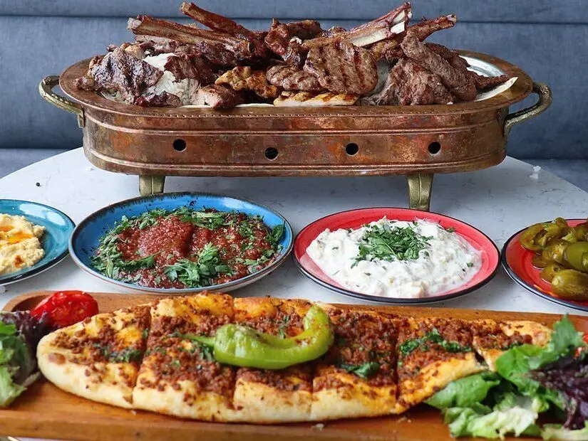 Sefa-i Hürrem Cafe & Restaurant / Fatih