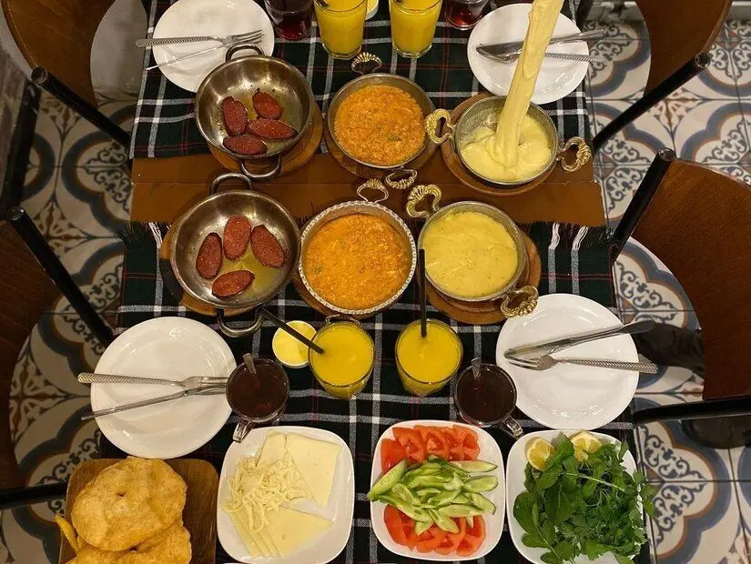 Semt Kahvaltı Cafe