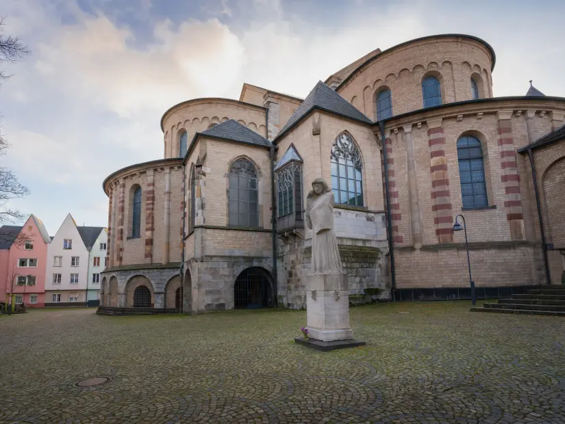 Capitol Kilisesi'ndeki Aziz Meryem (St. Maria im Kapitol) - Köln, Almanya