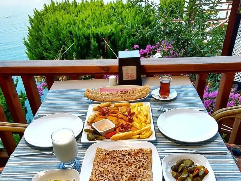 Tahta Masa Cafe