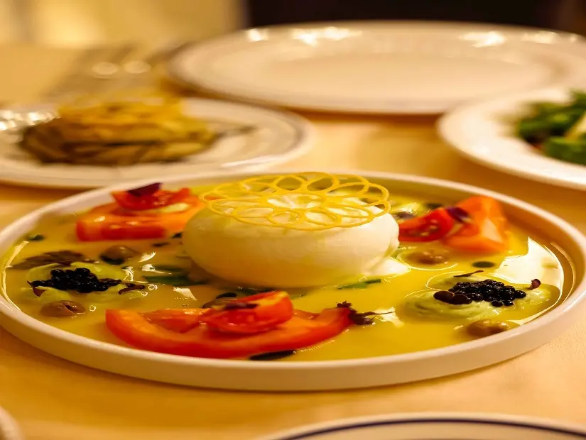 The Sarnıç Restaurant / Fatih