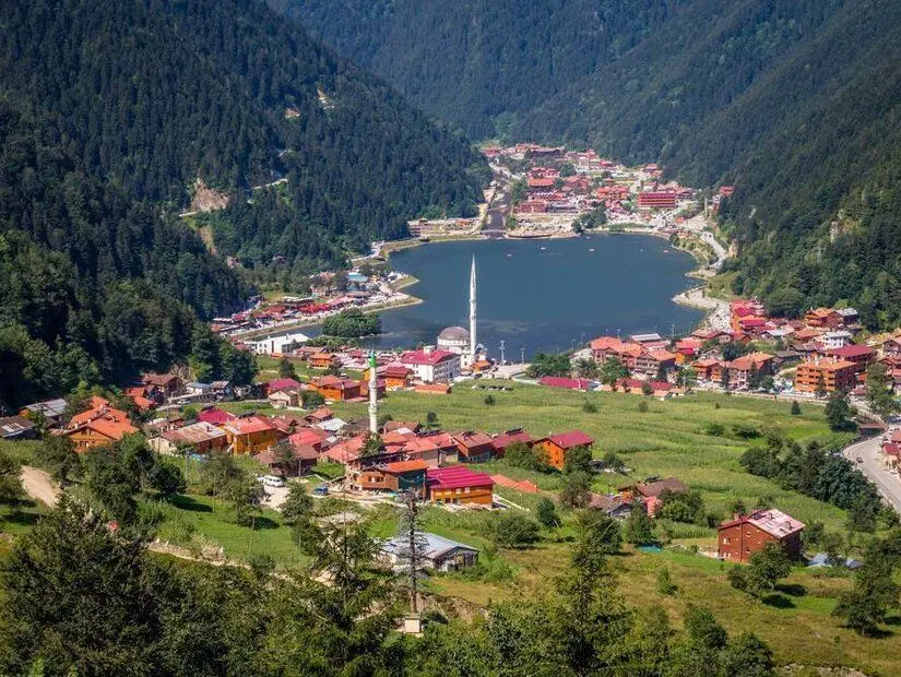 Trabzon Uzungöl havadan görünümü