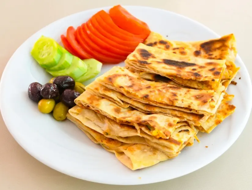 Çeşme Gözlemeci Emir’in Yeri / Çeşme örnek görseli