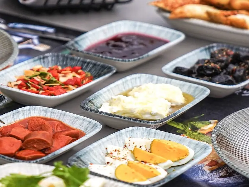 Yeniköy Sahil Kafe Restoran / Sarıyer