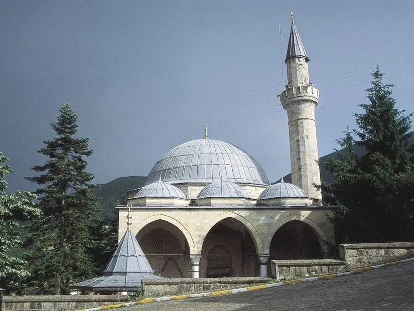 Yunus Paşa Camii dış görünümü