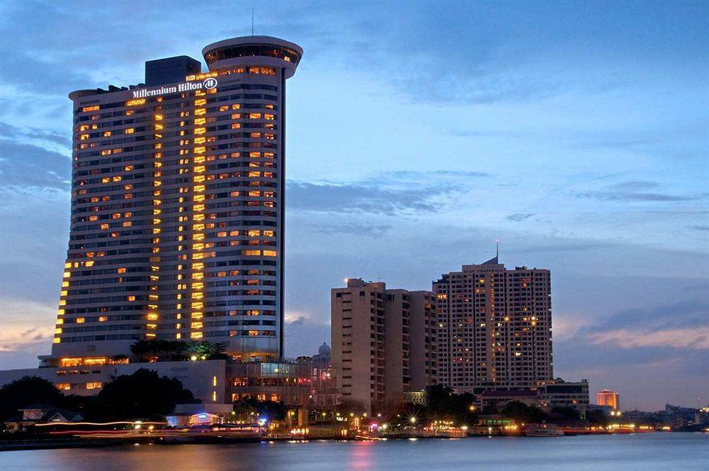 bangkok hilton from wikipedia Bangkok hilton bangkok hilton är en australiensisk tv-serie från 1989 i regi av ken cameron med nicole kidman i huvudrollen handling katrina stanton (nicole. bangkok hilton from wikipedia Bangkok hilton bangkok hilton är en australiensisk tv-serie från 1989 i regi av ken cameron med nicole kidman i huvudrollen handling katrina stanton (nicole.