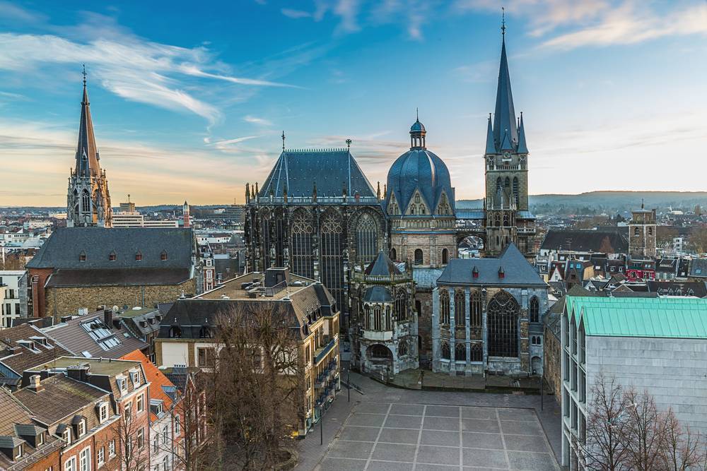 Aachen Katedrali ile tarihin yansımasına şahit olun