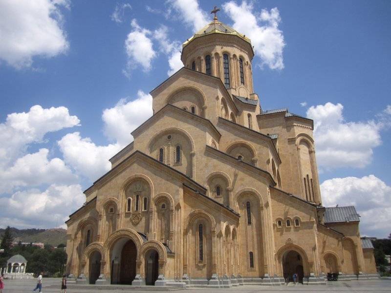 Tsminda Sameba Katedrali