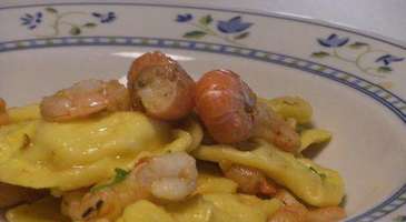 Scampetti con polenta