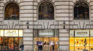 5. Cadde ve Soho’daki mağazalardan alışveriş yapın  