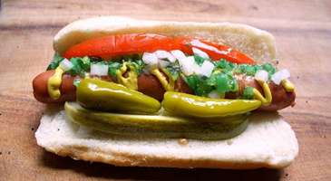 Chicago hot dog